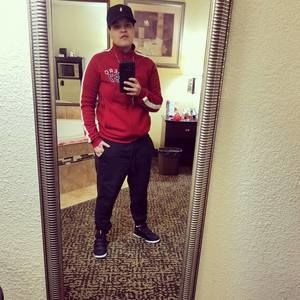 Meet your Posher, Raquel